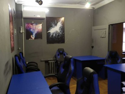 90 кв. Центр.1 эт.офис, салон, IT, open space+ 1 каб.+ кухня, 2 сануз.