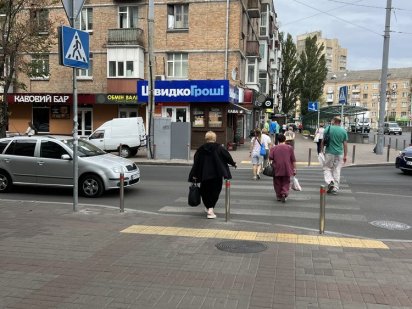 Севастопольська площа, фасад оренда Киев