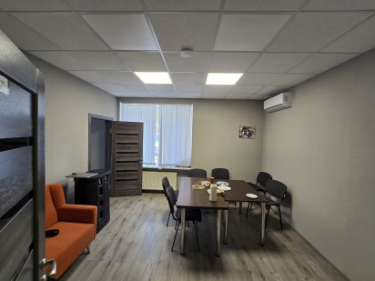 Оренда офісного приміщення на Поріка 122м2 Винница