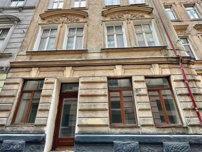 Оренда фасадного приміщення по вул.Ференца Ліста. Львов
