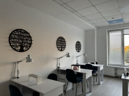 Оренда для майстра манікюру чорновола Львів