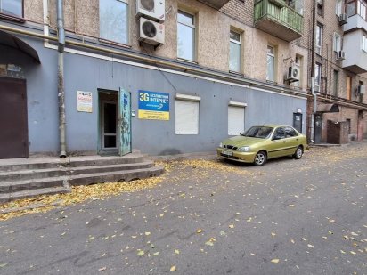 Приміщення у центрі міста - 69 кв.м., вул. О. Матросова