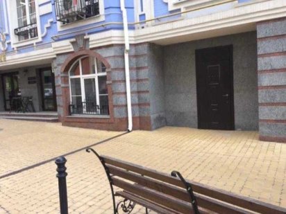 Воздвиженка Поділ вул. Дегтярна. Окремий вхід фасад 40 кв.м. Київ