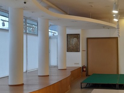 Фасад, торгово-офісне  примішення 104м2 м.Палац Україна, без комісії!! Київ