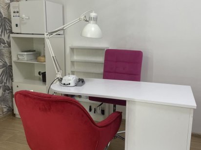 Робоче місце майстрам, манікюру, бровисту Львов