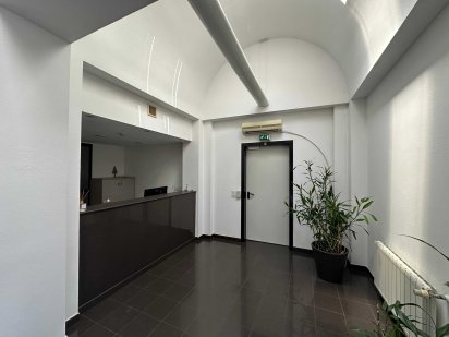 Сдам офис класса "А" (Центр) с парковкой Дніпро