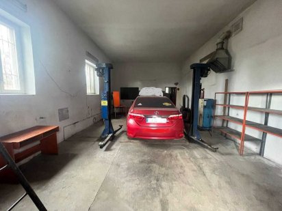 Оренда боксів під СТО, під"йомник, яма, район Корея Винница