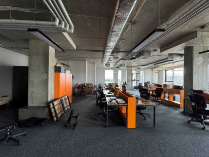 Оренда офісу А-Класу на вул.Зелена,390м2 Генератор!! Львов