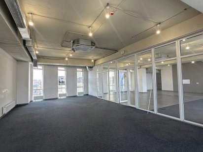 Сдам офис на ул.Мечникова 262 м2 Дніпро