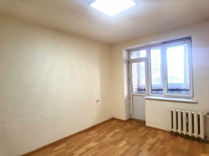 Сдам офис 14 кв.м. с мокрой точкой и лоджией, Позняки, пр. Бажана 16 Київ