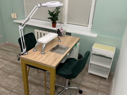 Оренда місця майстра манікюру Киев