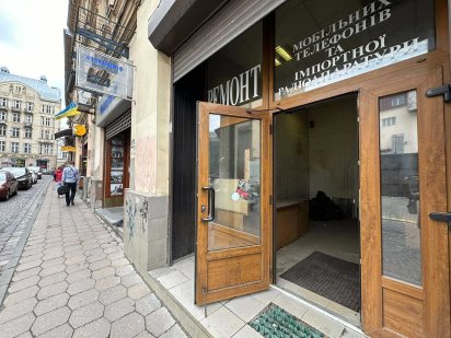Оренда приміщення по вул. Банківська (21 м.кв.). Львов