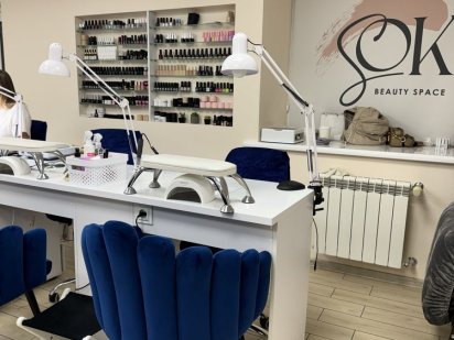 Здам місце майстру манікюр / педикюр