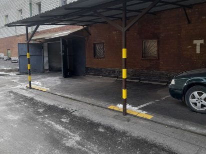 Сдам, продам, место на крытой автостоянке в АГК Гигант-1 Харьков
