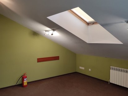 Сдам помещение 74 м кв, 3 отдельных кабинета, ремонт, центр Дніпро