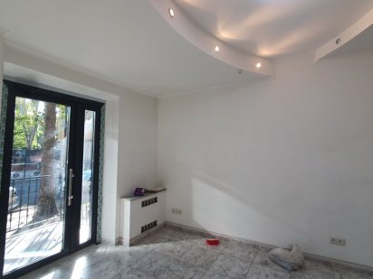 СРОЧНО !! Сдаю помещение ЦЕНТР / Адмиральская  57 кв Николаев