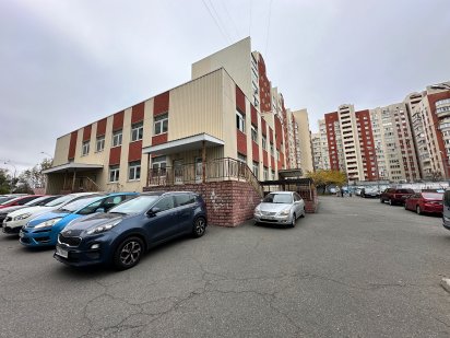 Оренда окремої будівлі, Кадетський гай 1390кв.м, 120кВт Київ