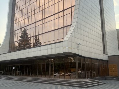 Сдам в аренду помещение на красной линии