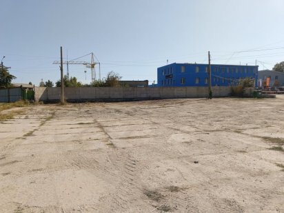 Аренда площадки с офисом и раздевалками Одесса