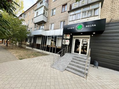 Космонавтів зуп.Світанок 99 кв.м. фасад прохідняк Миколаїв