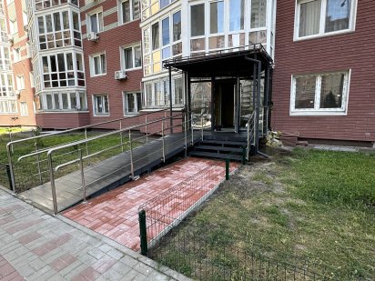 Оренда Фасад Комерція Бізнес, Аптека, Кофейня, Суши, Піцерія, Нотаріат Киев