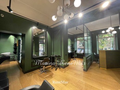 Готовый салон красоты полностью с оборудованием! Центр! 