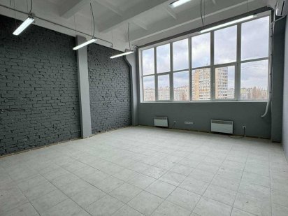 Офіс 57,50 кв.м з генератором на М.Жукова/Глушко АК29