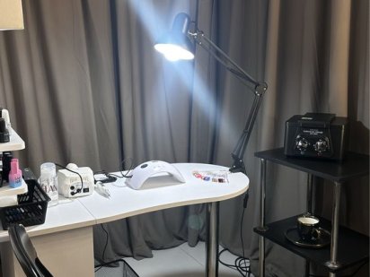 Аренда места для мастера маникюра