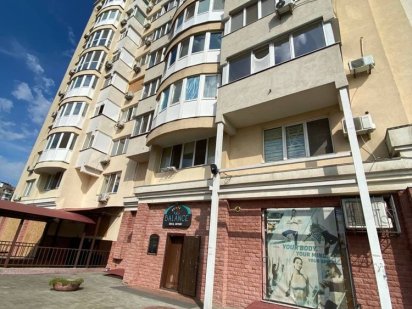 ЖК Ривьера фасадное помещение с ремонтом 180м 30000грн Миколаїв