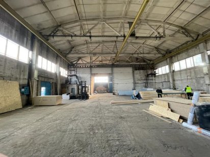Виробничо- складські приміщення 2100 288 550 850 м2 з Колією Львів