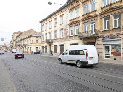 Оренда фасадного приміщення вул. Личаківська 15 Львов