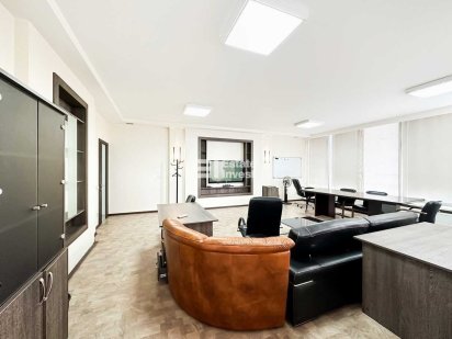 Сдам офис в БЦ на Отакара Яроша Харків