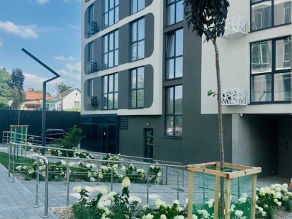 Оренда фасадних приміщень БЕЗ % Кульпарківська 93 Парус Сіті Львів