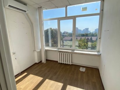 Здам офіс біля метро Ботанічний Сад Харків