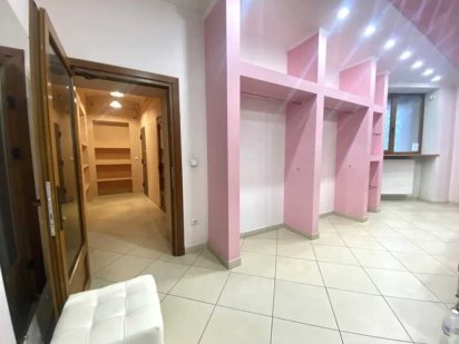 Франка вул. - 100кв оренда приміщення в центрі Львова з фасадним вход Львів