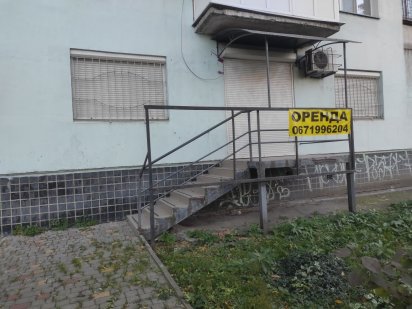 Здам фасадне приміщення під магазин, офіс, Філатова/ Будинок меблів Одесса