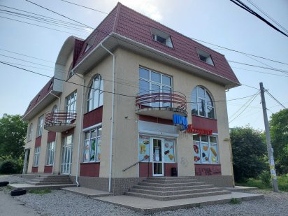 Аренда отдельно стоящего здания, ул. Ромашковая 33. Одесса