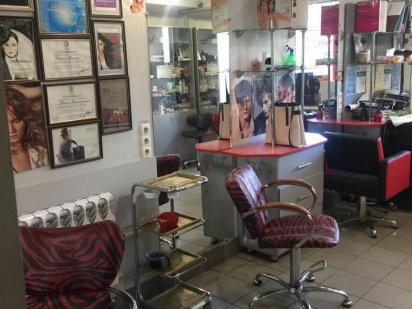 аренда места парикмахера , маникюра, косметолога без доп.оплат Харків