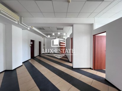 Аренда офиса в БЦ "Инвест-Холл". Метро "Научная" Харьков