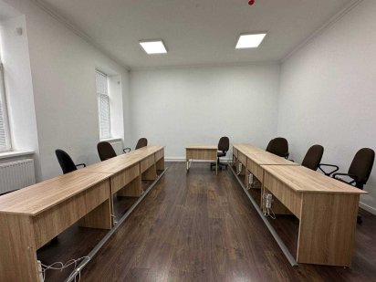 Оренда приміщення 100м2 під офіс початок вулиці Стрийської біля парку Львов