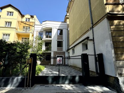 Оренда приміщення під офіс/клініку по вул. Єфремова 50/ Без комісії Львов