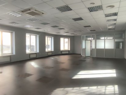 Оренда приміщення 151м2/м.Наукова 5хвил/ Космічна Харьков