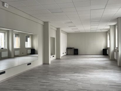 Зал погодинно для класів, занять Вишневое