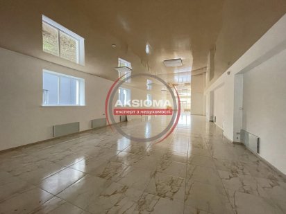 Оренда комерційного приміщення 200 м. кв. --у Івано-Франківськ