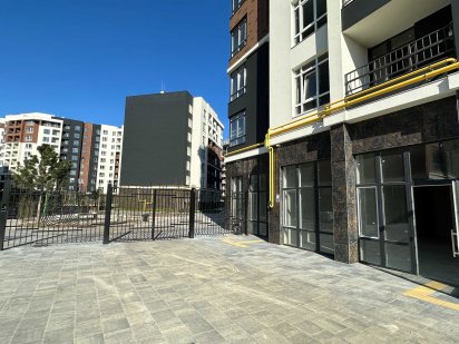 Фасад Оренда 78м2 Власник Ирпень