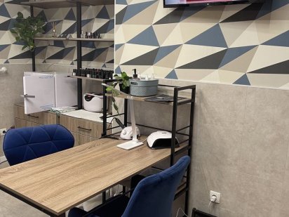 Срочно! Сдам в аренду рабочее место мастеру маникюра Кременчук