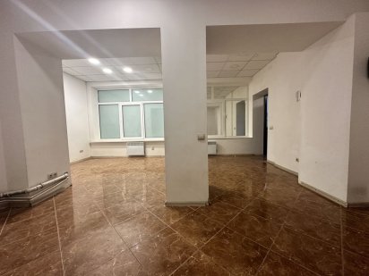 Оренда приміщення з ремонтом. Вул.Університетська, окреміий вхід Ірпінь