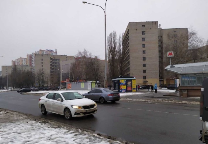 Аренда помещения в Харькове на Алексеевке под любой вид деятельности! - фото 1