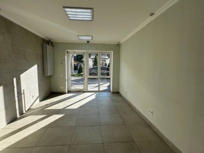 Оренда фасадного приміщення 21 м2 в центральній частині Івано-Франківськ
