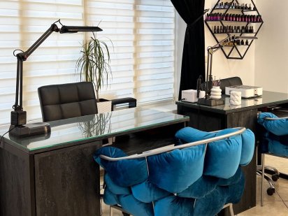 Оренда робочого місця для майстра манікюру (суборенда) Івано-Франківськ